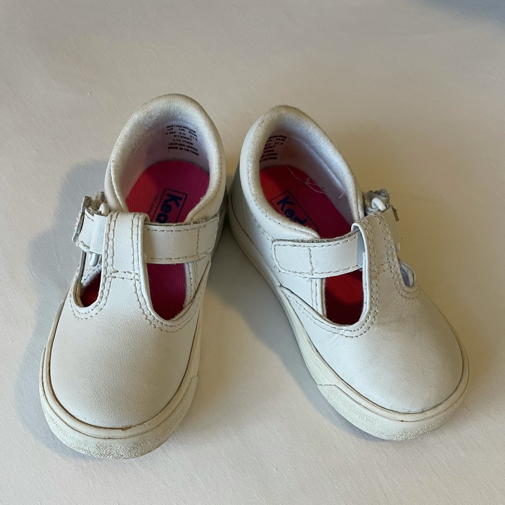 Keds Daphne Velcro t-strap toddler girl shoe